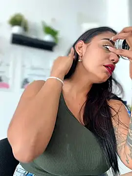 Sara-77 - MY FIRST BIG SQUIRT TODAY😈✨