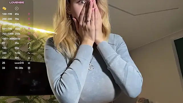 NatalieAnene - sucking my finger like it's a dick😋