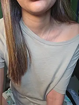 Amelia4U - Change top in live