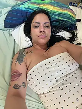 Naughty_Bianca - Naked +Fingering pussy