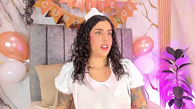 Aihnoa_split18 - Naked while suck