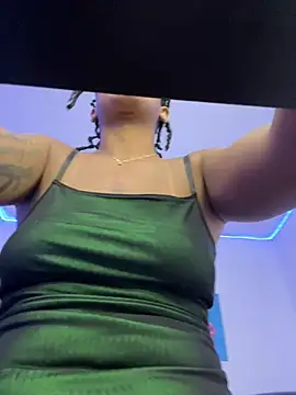 Julixxx22 - rub clitoris 1 min