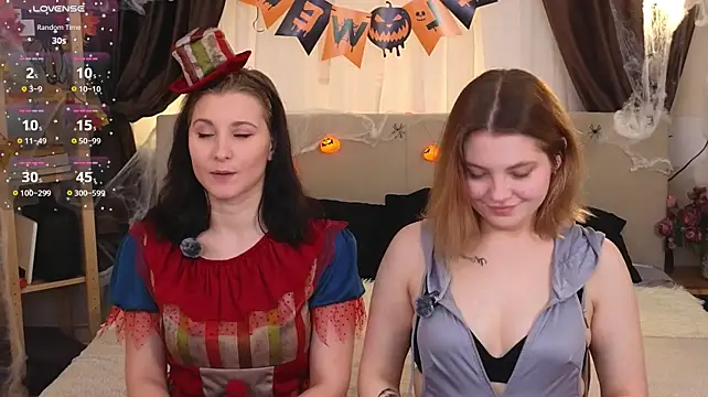 SarahStanleyyy - Sarah show outtfit