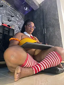 AranzalatinBlaks1 - my big squirt