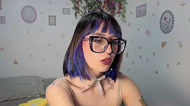 TheMiaDoll - Fuck me + Dildo