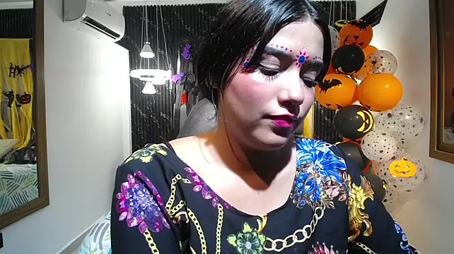 Sita_Nair - spank ass without panty