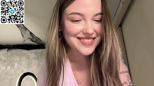 Milkbun_x - Playing with nipples and moaning)