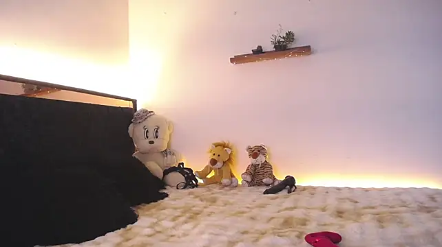 ElizabethAndEliana - ass licking plus fingering