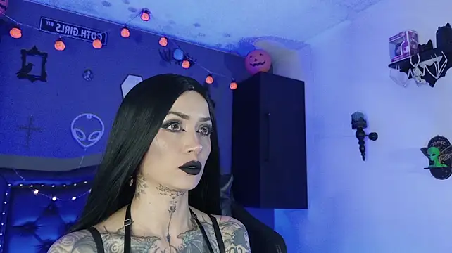 IsisRaichuu_ - nipple clamps + oil boobs show