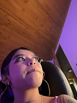 Peachy_pink18 - Mi amiga frotas mis tetas con aceite
