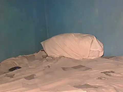 Juicybooty1 - move to a better houee