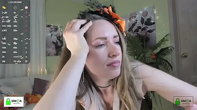 Queenymel - Panty tease