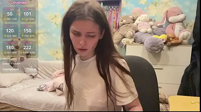 RileySpence - touch my boobs