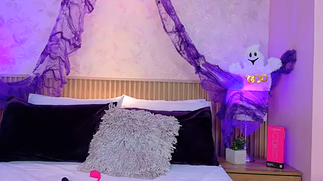 ValeriaMonet - a little creative