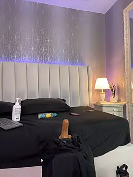 Mia-Medina - oil in my ass