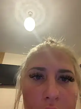 CurvyBaby14 - Make me squirt