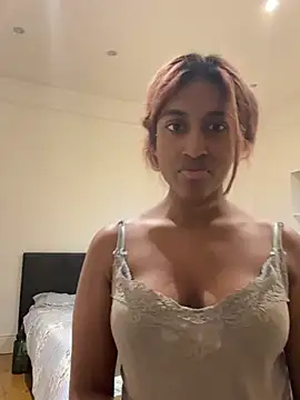 DonnaShy - Robe tease🫦