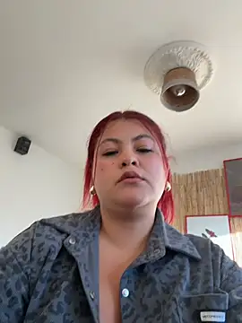 Lia-Moon77 - I whip my tits bouncing 😈