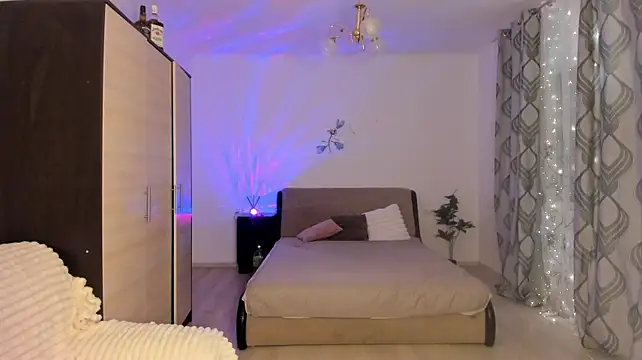 PlayfulDaisy - Oil ass and twerk🥵🔥