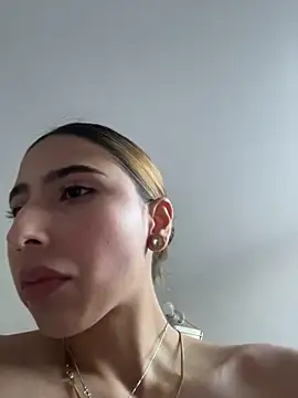 Ameellie - OIL IN BOOBS+LASTTIP 2 min TOY