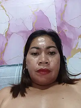 SweetChubbyMommy_02 - Finger ass