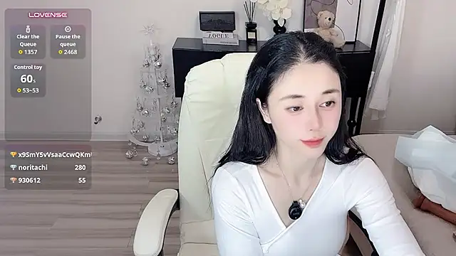 Fiona_999 - 新人莫妮卡，23岁上下粉，手指难进入，求开发，小黑屋有你喜欢的