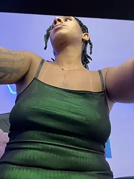 Julixxx22 - rub clitoris 1 min