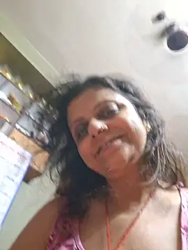 Maaya66 - Pusy show