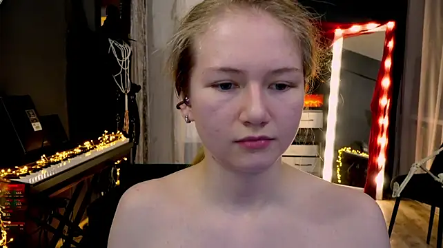 Hetaerart - Oil Show at the floor|nude