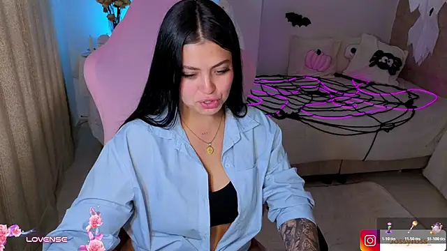 Victoryyy_ - Close up, cameltoe + rub over panty🌸