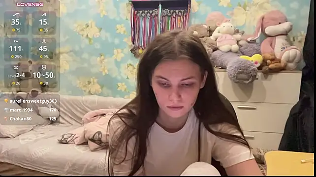 RileySpence - touch my boobs