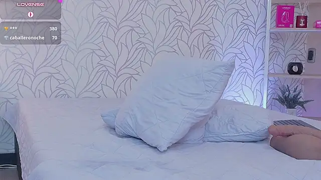 Mia_gold_ - Put a dildo huge in ur pussy🍆