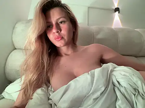 Mia_curry - Off bra