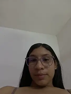 Danaeluxe - Playing with my delicious pussy🥵