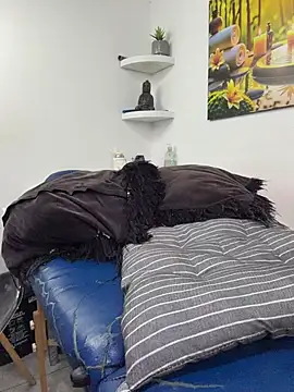 Spa-Girls - FUCK CLIENT PUSSY WITH DOMI