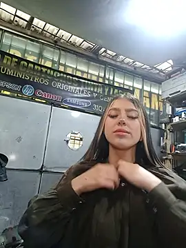 Eva_222 - Spanksx7my tits