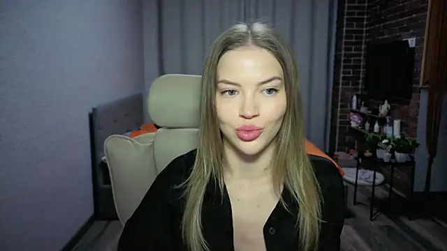 EmmyMills - Topless❤️