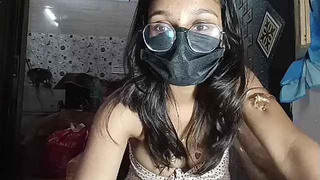 Your_SugarBaby- - Vibrator on clit