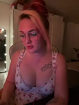 -LexaX - 💦 Feetshow WIth OIL