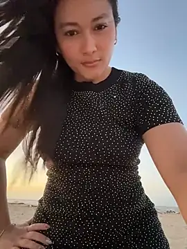 Tatiana123_ - Oil on my buttocks + fingers