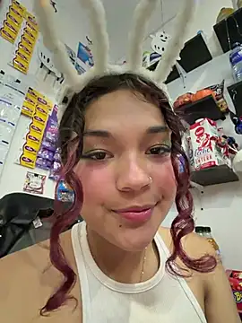 Camilla_Miller01 - One kiss for you🥰