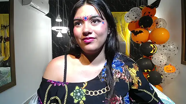 Sita_Nair - show ur make up