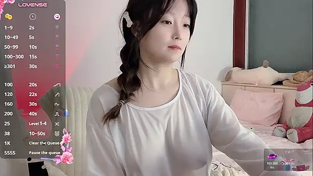 _flipped_ - show boobs 露胸