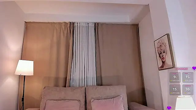 Valka_wolfe - Spread ass and pussy close to cam 😈