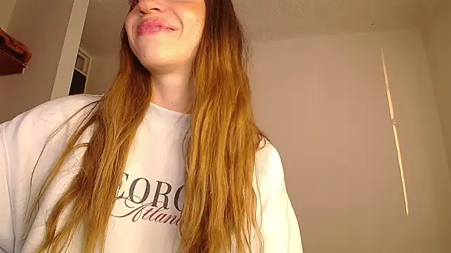 Sara_lee01 - Sensual dance + close-up teasing
