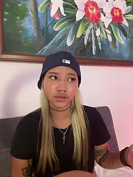 Scarlet_Thai - Boobs oil pussy oil
