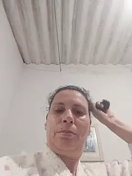 Doce_Venenosa - Sair pelada no quintal