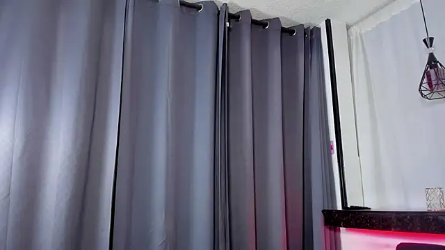 LeahAngell - TAKE OUT BOOBS😋