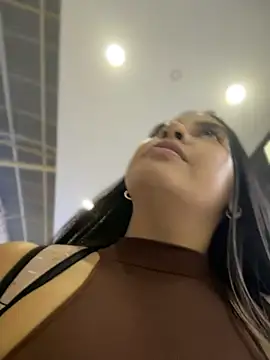 Honeyboo_ - My friend puts her fingers in my pussy