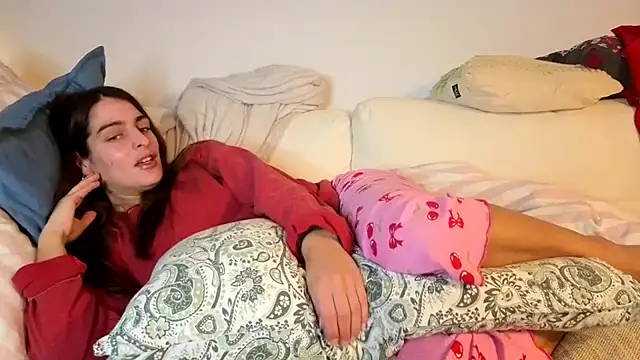Camii2244 - Tease feet